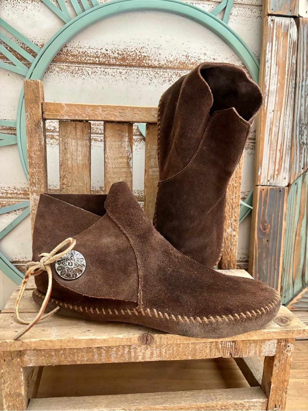 Vintage Women’s Minnetonka Dk Brown Suede Ankle Boots Soft Sole Size 8